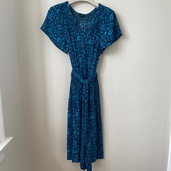 Blue dress with small floral print - Picture 3 of 8